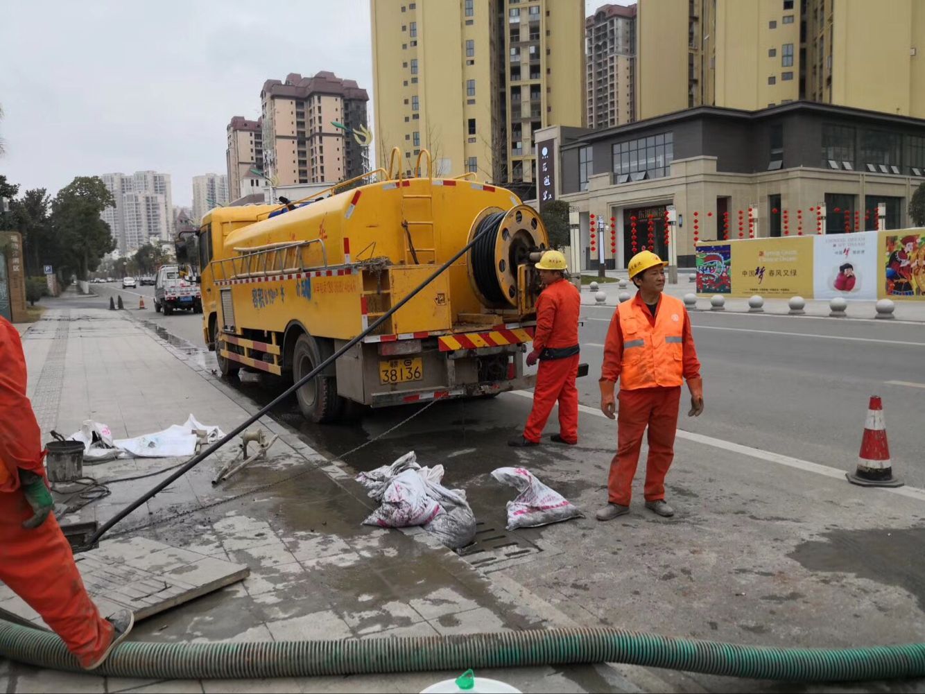 雄关区排污管道清淤-管道清洗