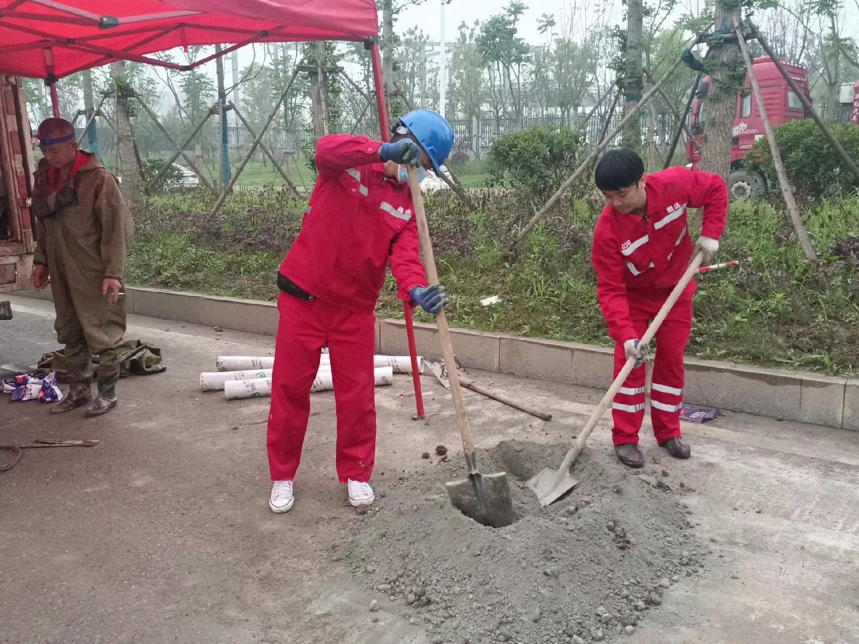 雄关区管道疏通哪家好】及时进行市政管道清淤
