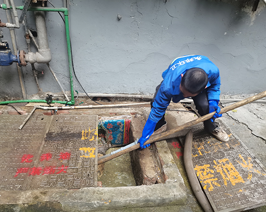 雄关区清掏化粪池