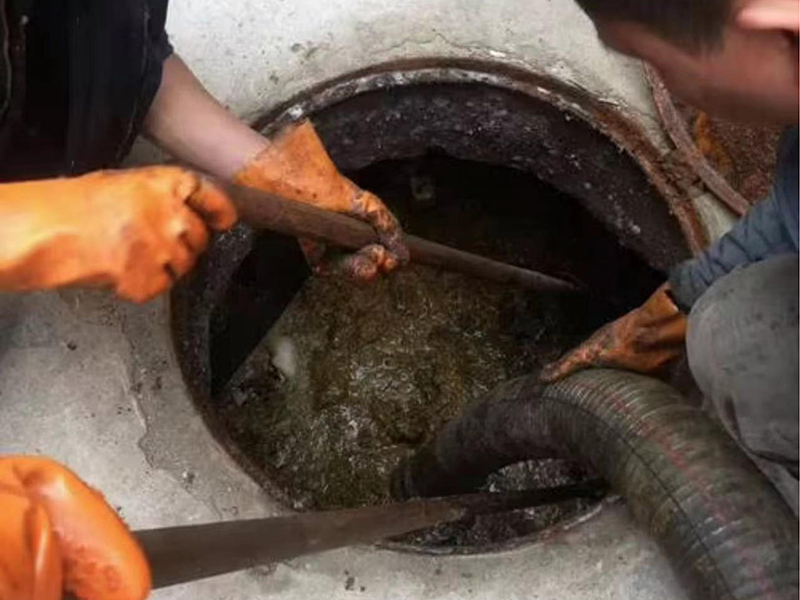 雄关区化油池、化粪池清理要做哪些安全措施？